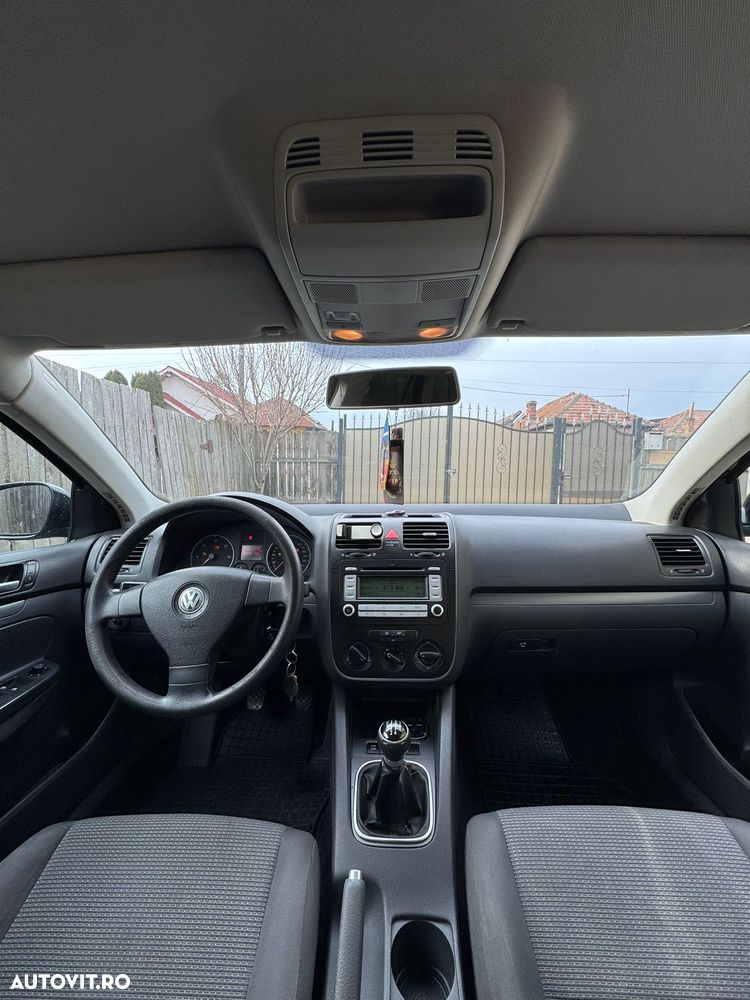 Volkswagen Golf 1.9 TDI DPF Edition - 8