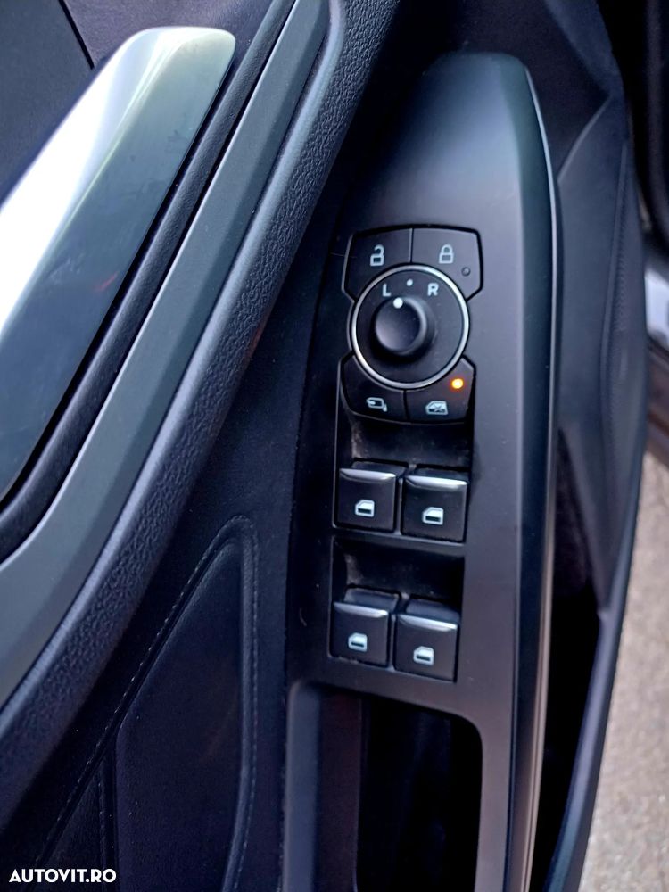 Ford Focus - 13
