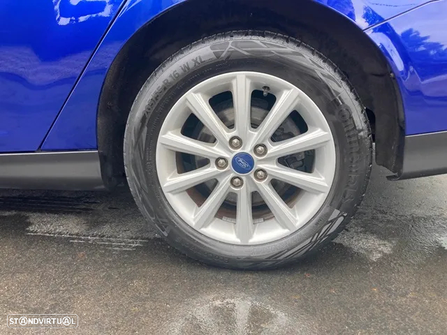 Ford Focus SW 1.0 EcoBoost S&S Titanium - 11