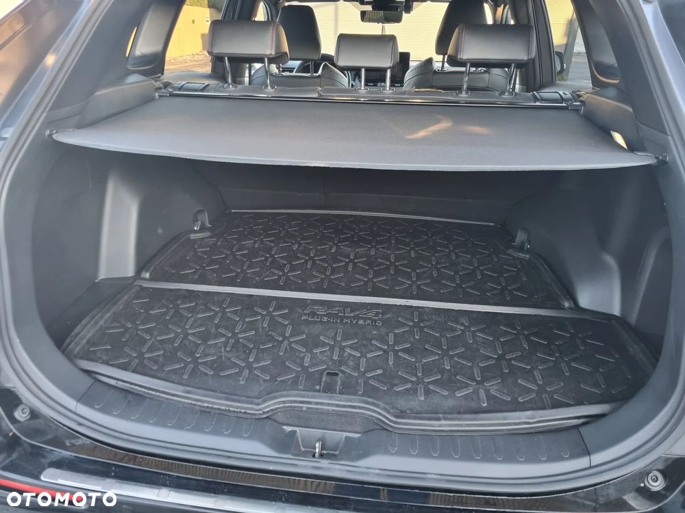 Toyota RAV4 - 6