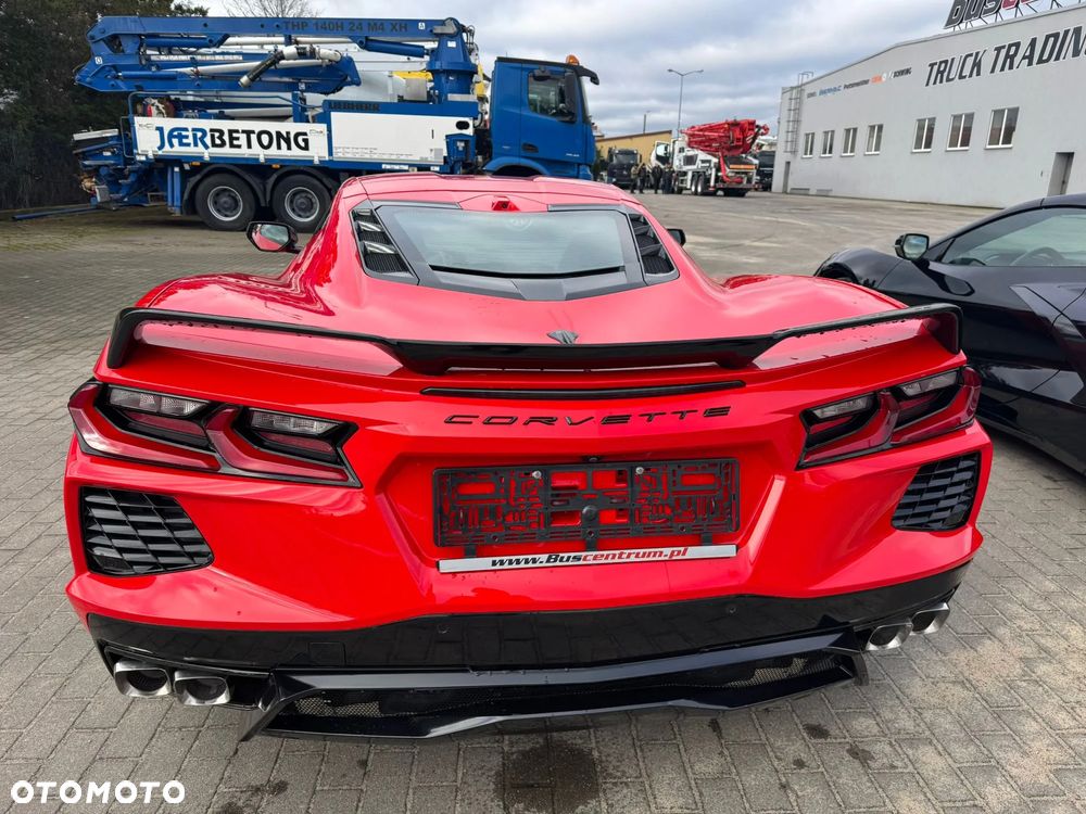 Chevrolet Corvette - 6