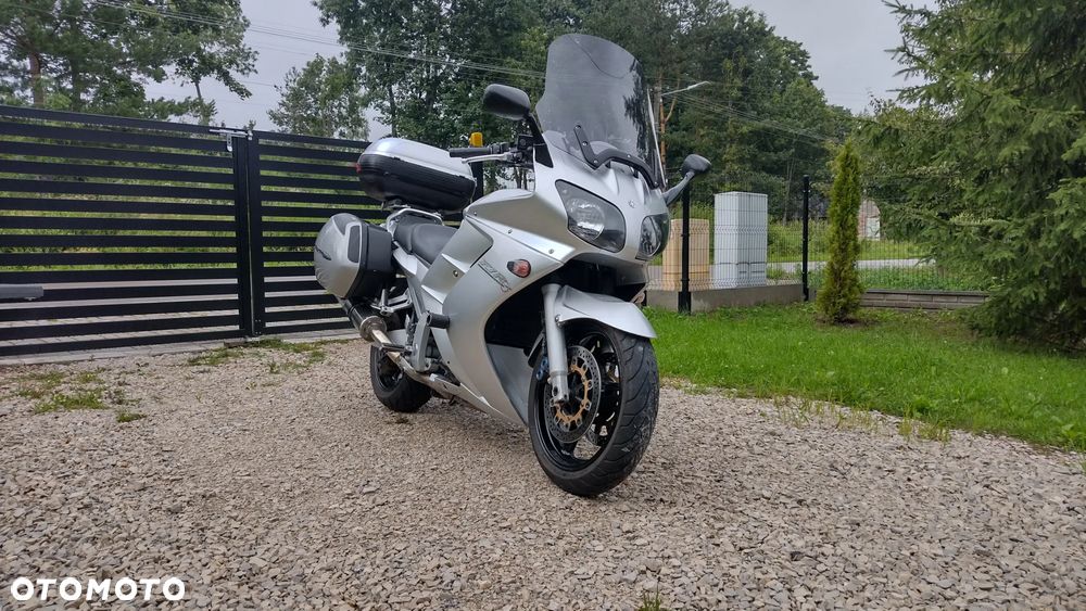 Yamaha FJR - 1