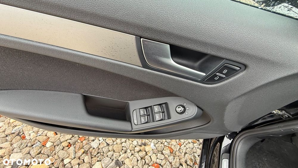 Audi A4 Avant 2.0 TDI DPF Ambition - 11