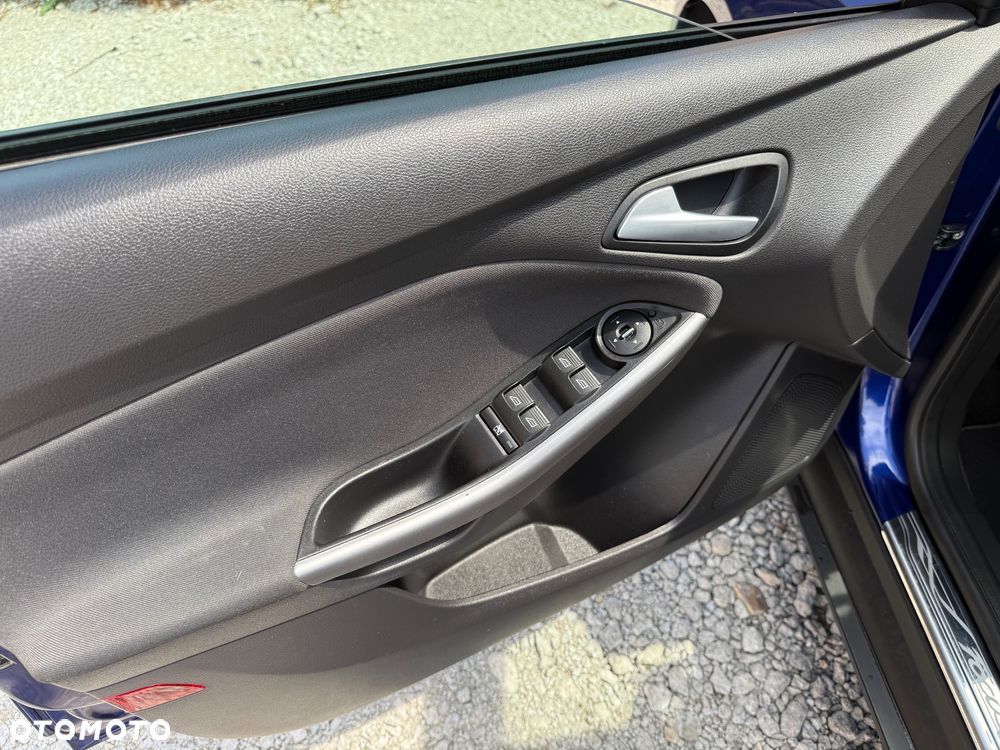 Ford Focus 1.0 EcoBoost 99g Start-Stopp-System Business Edition - 12