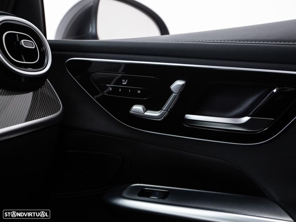 Mercedes-Benz GLC 300 de Coupe 4Matic 9G-TRONIC Edition AMG Line - 30