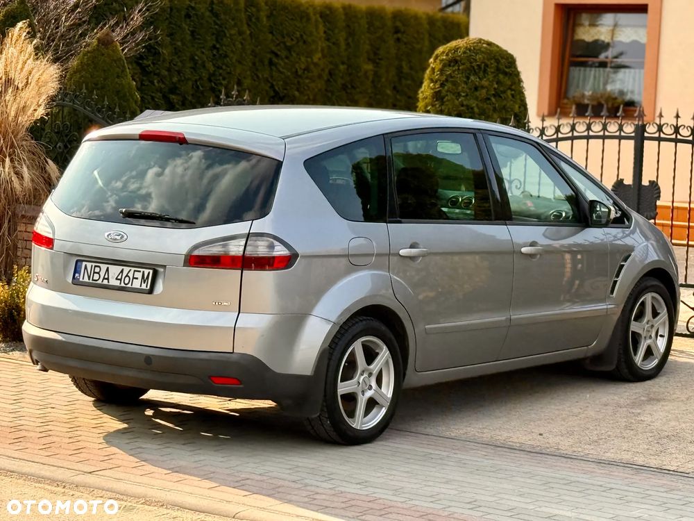 Ford S-Max 2.0 TDCi DPF Titanium - 15