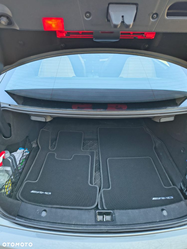 Mercedes-Benz Klasa E - 16