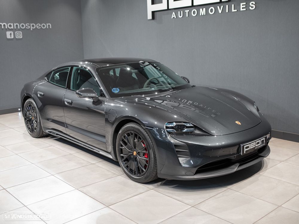 Porsche Taycan GTS - 21