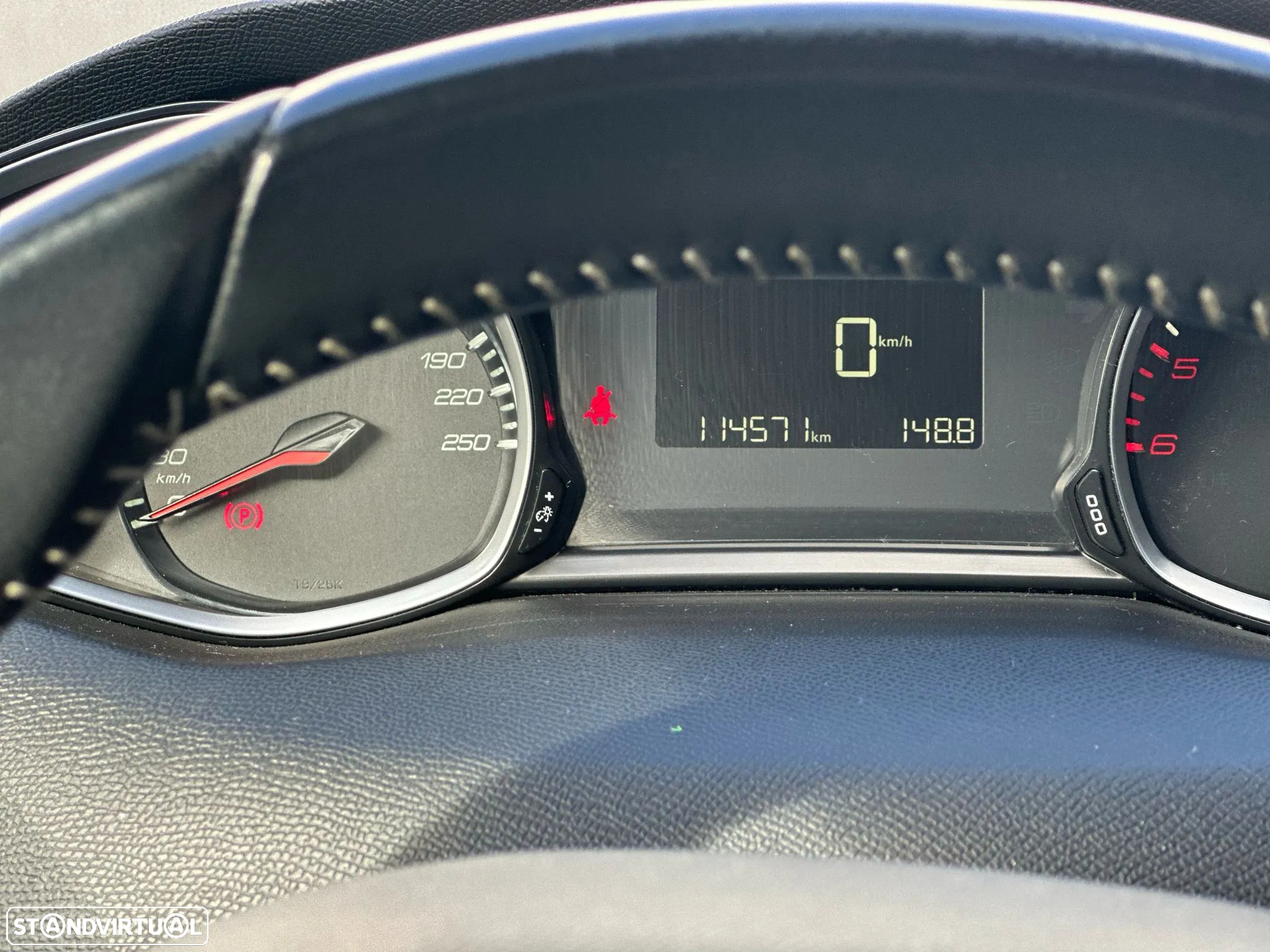 Peugeot 308 1.5 BlueHDi Allure Pack - 21