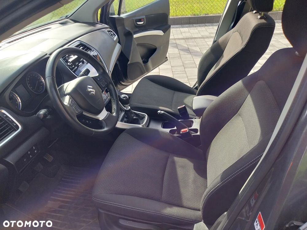 Suzuki SX4 S-Cross 1.4 SHVS Premium - 13
