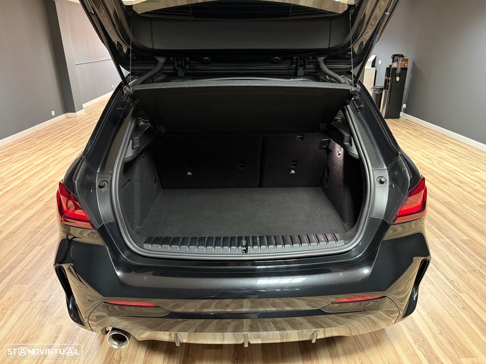 BMW 116 d Pack Desportivo M - 6