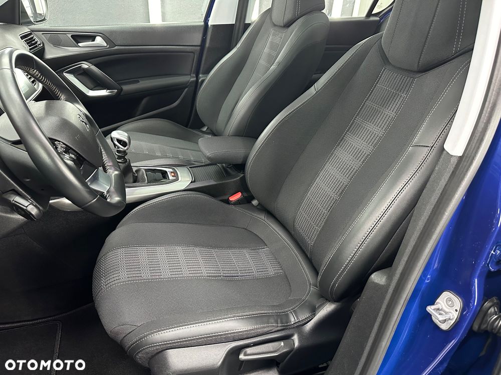 Peugeot 308 - 26