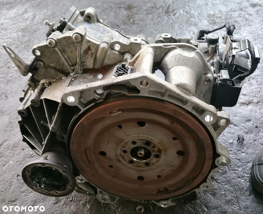 SEAT LEON III 15r 1.6 TDI SKRZYNIA BIEGÓW QHU