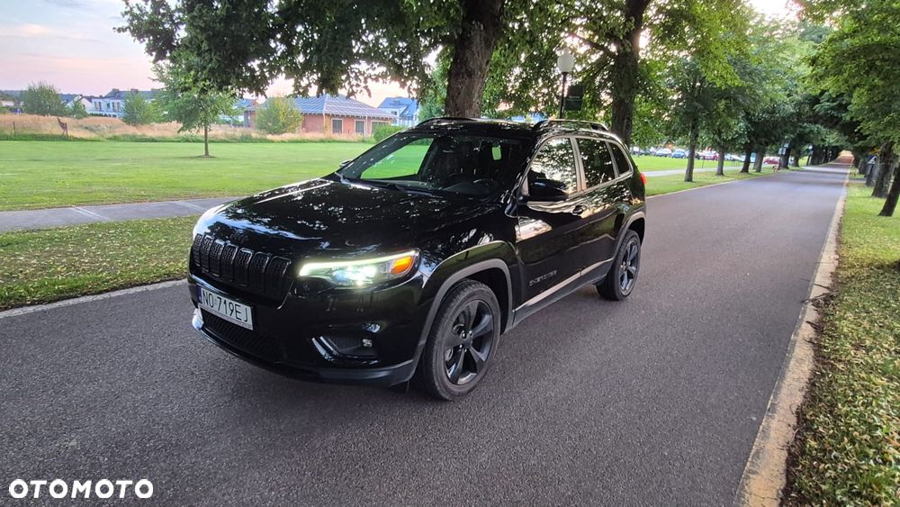 Jeep Cherokee - 2