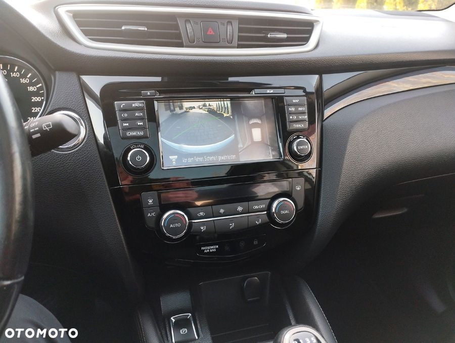 Nissan Qashqai 1.6 DIG-T N-Connecta - 15