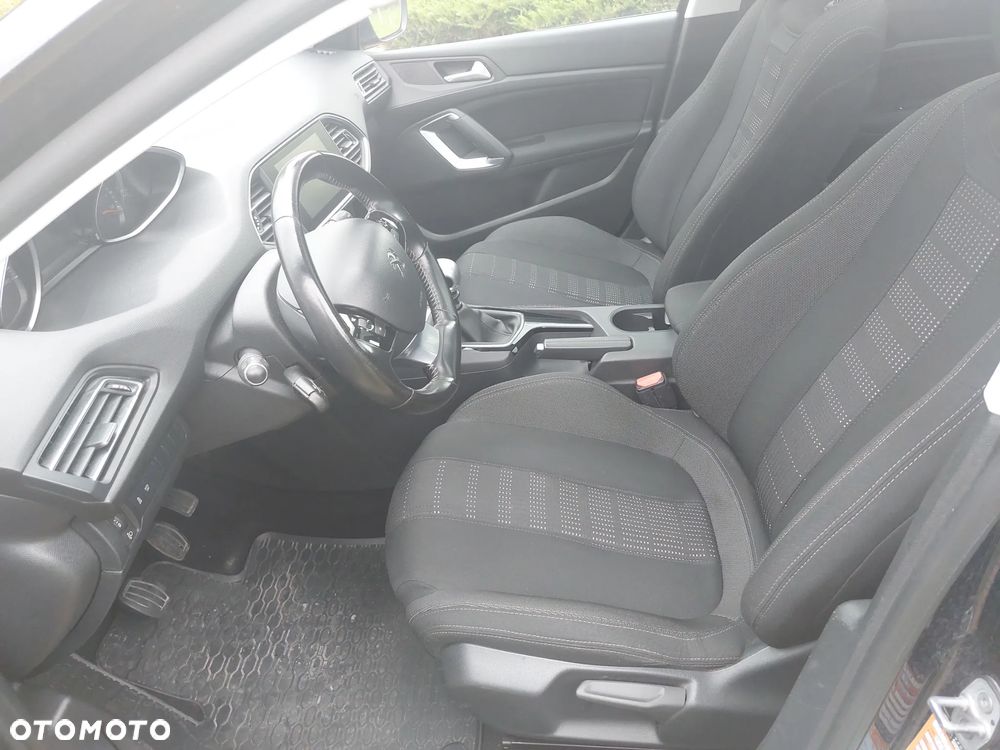 Peugeot 308 1.6 BlueHDi Active S&S - 8