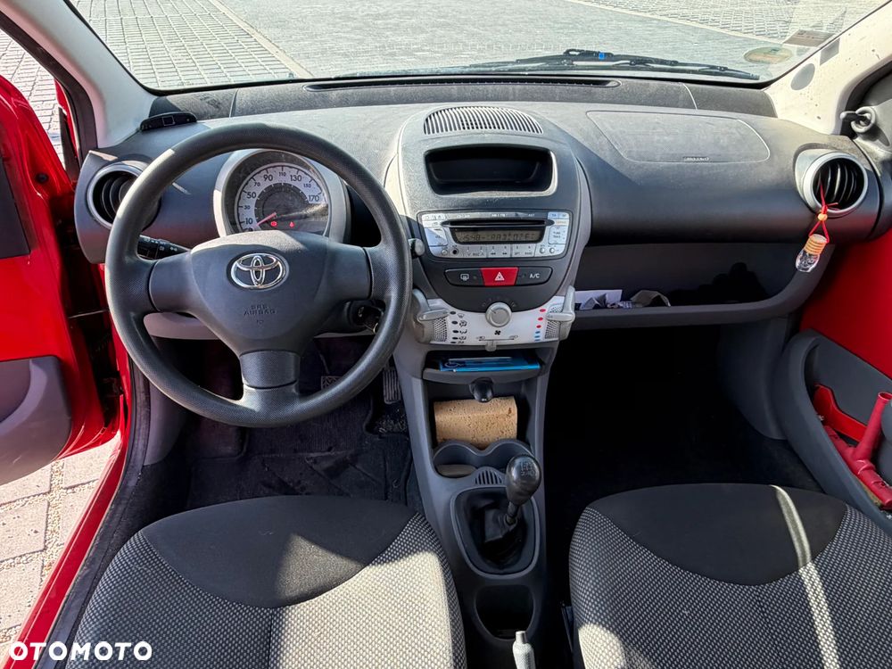 Toyota Aygo 1.0 VVT-i Luna EU5 - 9