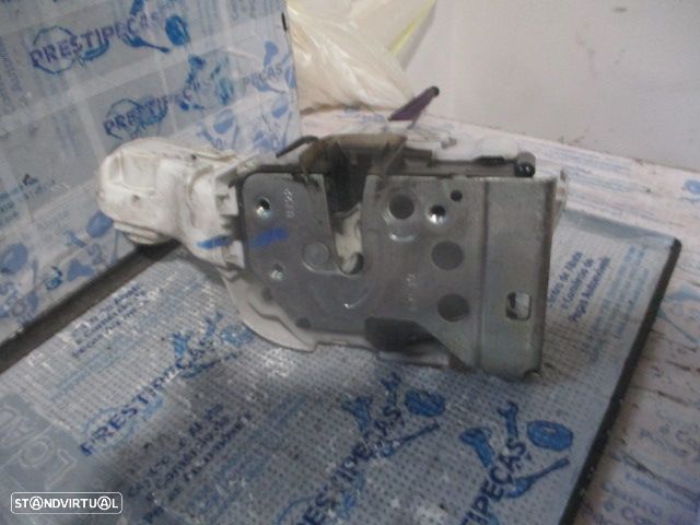 Fecho 519836030  FIAT TIPO 2019 1.3D 95CV 5P CINZA FE 5 PINOS - 3