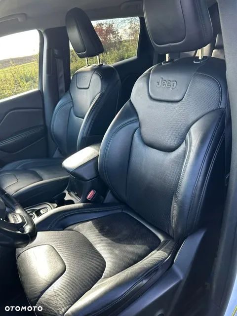 Jeep Cherokee 3.2 V6 Active Drive I Limited - 13