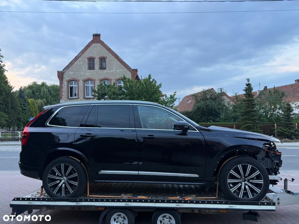 Volvo XC 90 - 1
