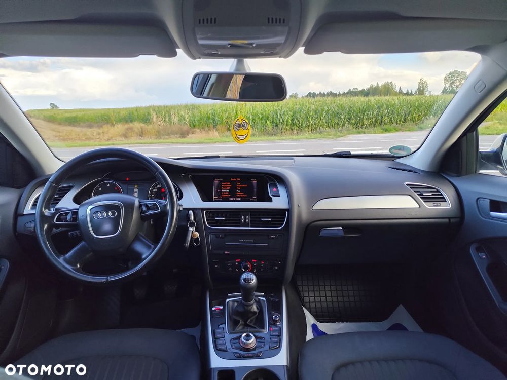 Audi A4 Avant 2.0 TDI - 21