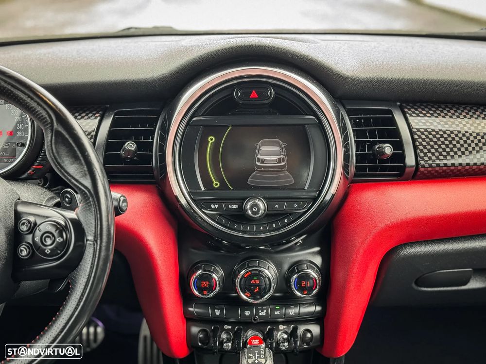 MINI 3 Portas Cooper SD Sport Aut. Seven - 17