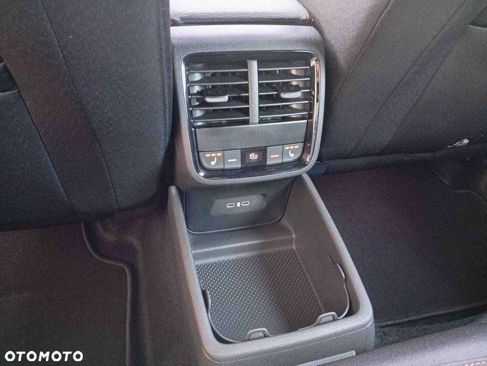 Skoda Octavia 2.0 TSI RS DSG - 21