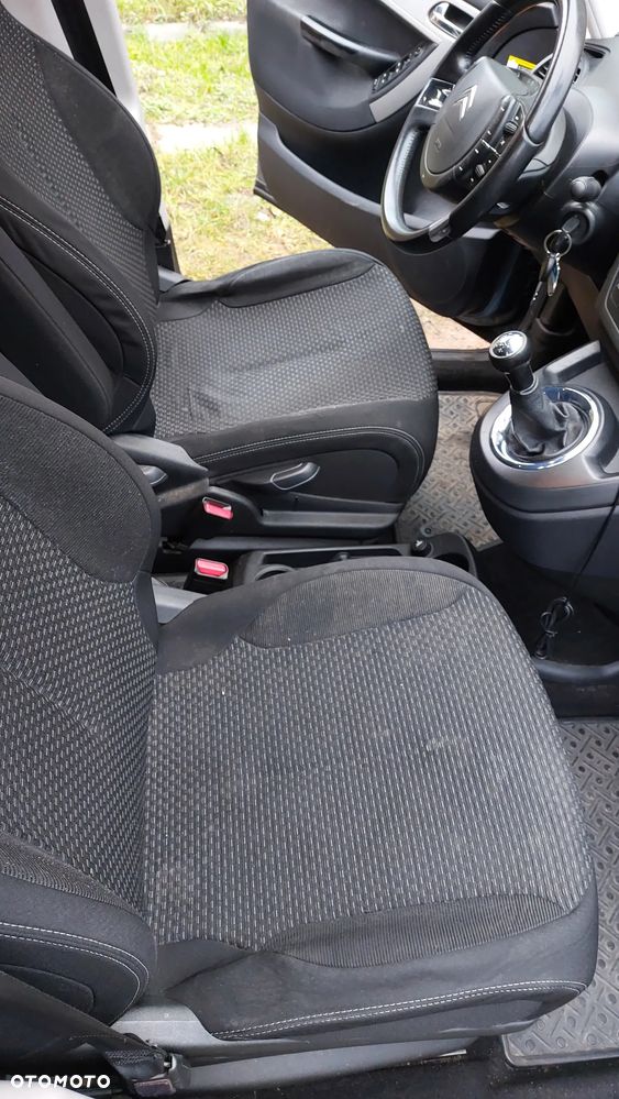 Citroën C4 Picasso 1.8 16V Confort - 20
