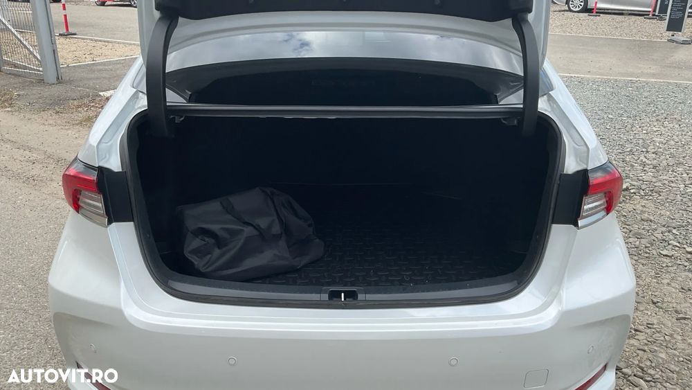 Toyota Corolla 1.8 HSD Dynamic - 11