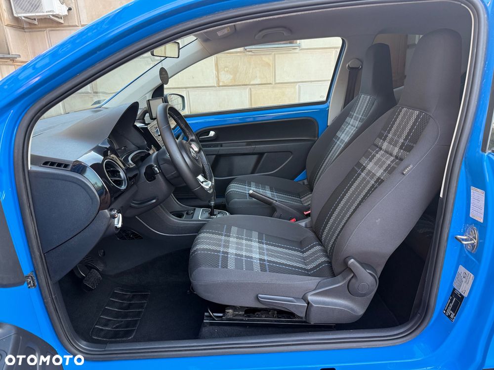 Volkswagen up! - 24