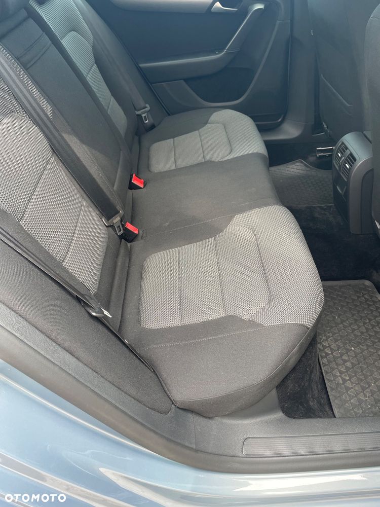 Volkswagen Passat 1.4 TSI Trendline - 12