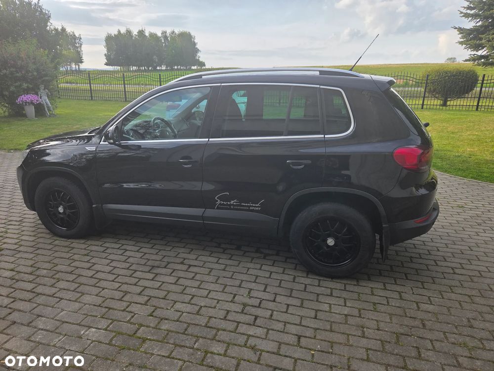 Volkswagen Tiguan - 8