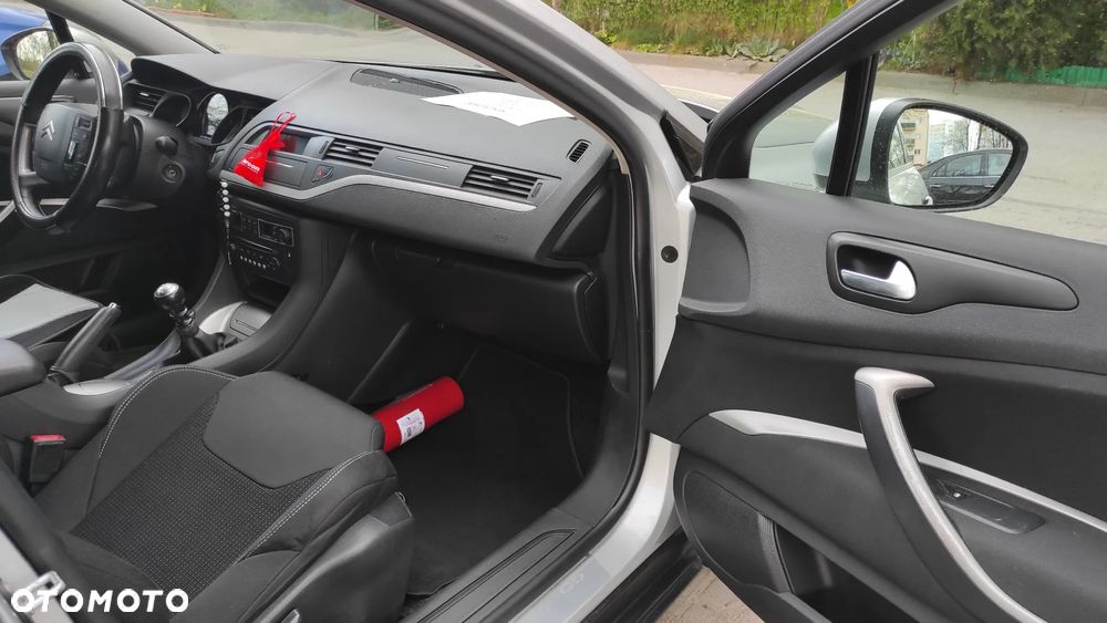 Citroën C5 2.0 HDi Attraction - 13