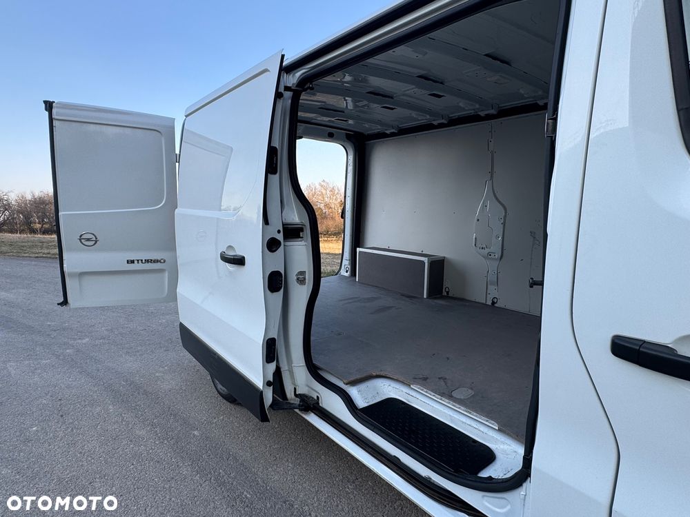 Opel Viearo - 13