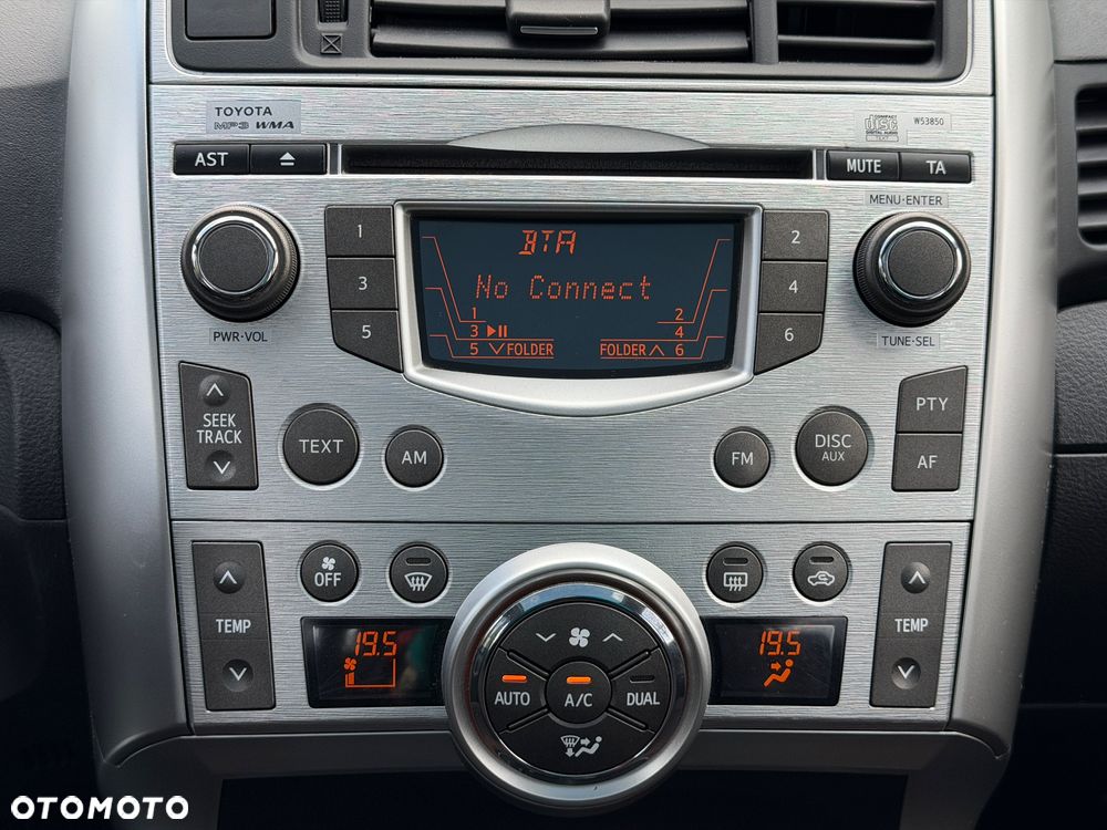Toyota Verso 1.8 Multidrive Edition - 19