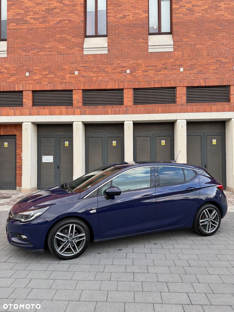 Opel Astra 1.6 T Enjoy S&S - 26