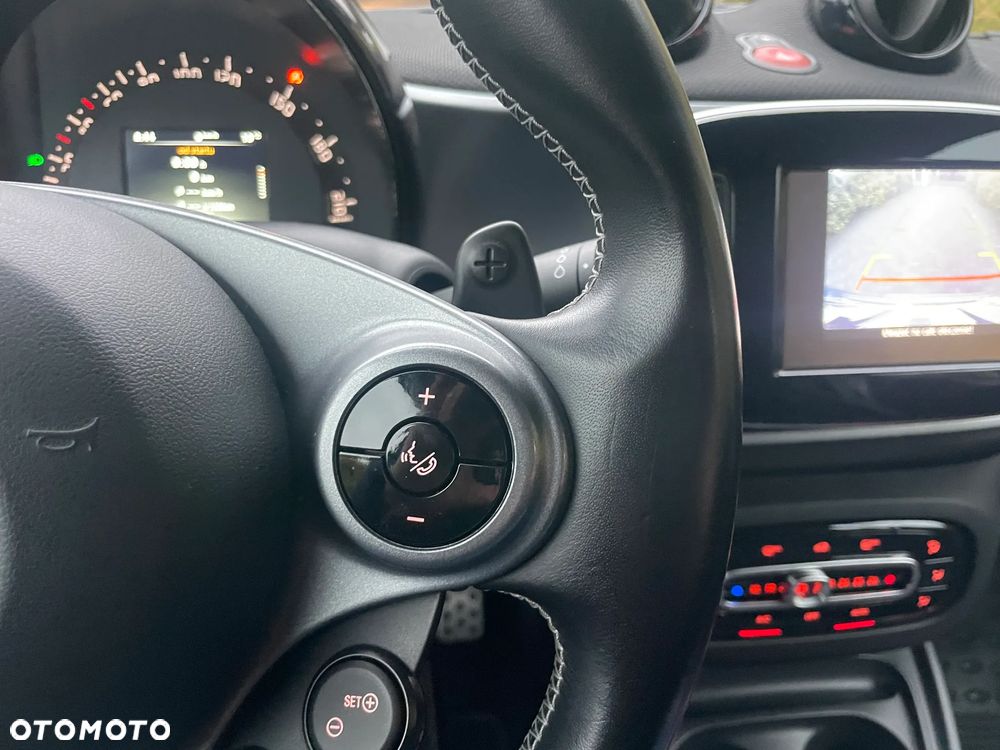 Smart Fortwo Brabus twinamic BRABUS edition asphaltgold - 36