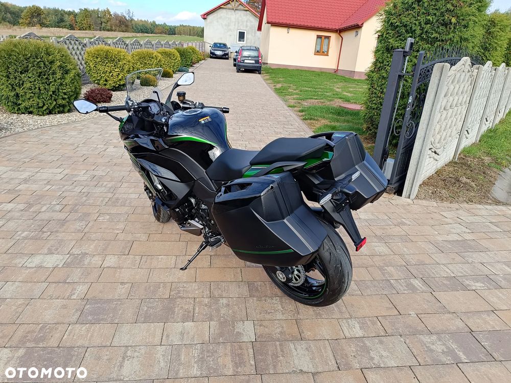 Kawasaki Ninja 1000 SX - 27