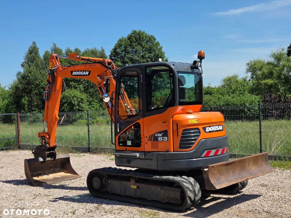 Doosan DX 63 - 8