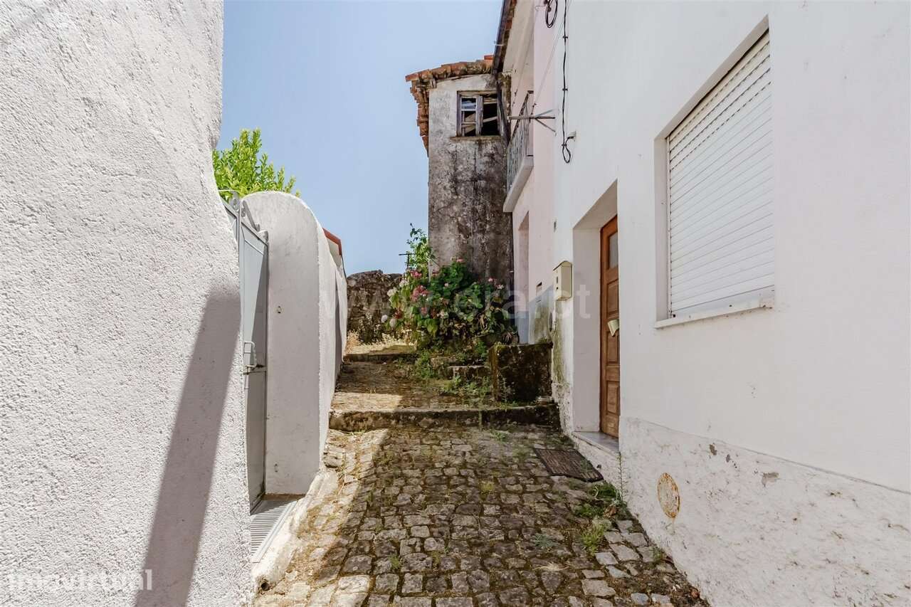 Casa/Vivenda para recuperar V1 Fundão - Grande imagem: 2/4