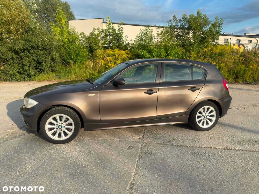 BMW 118I 2005 photo 2