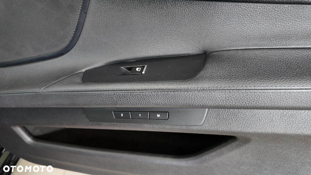 BMW Seria 7 730d - 22