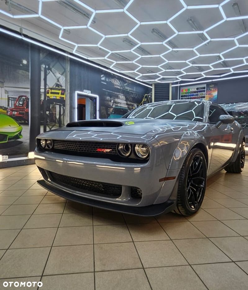 Dodge Challenger 6.2 Redeye Widebody - 4