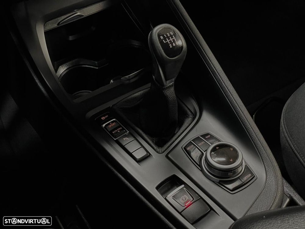 BMW X1 16 d sDrive Advantage - 20