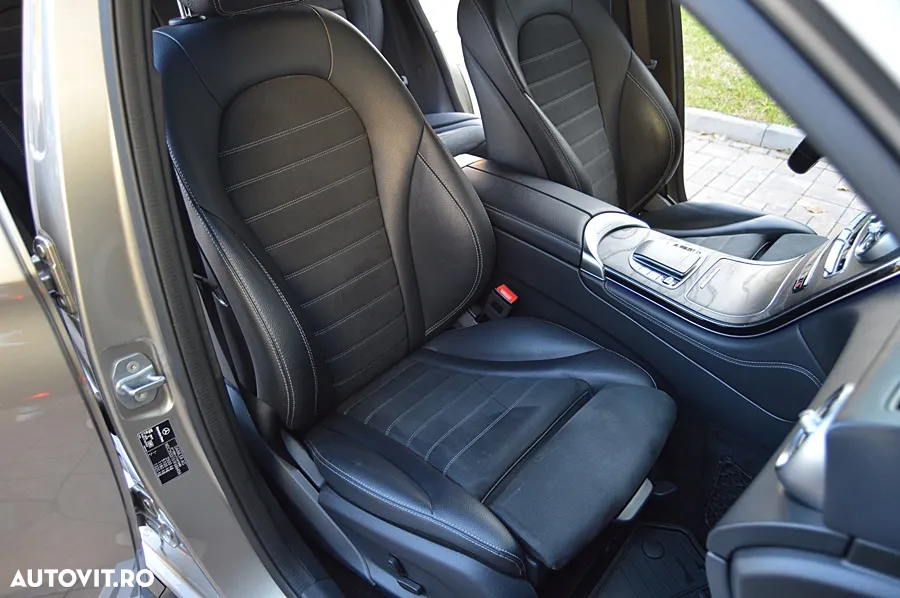 Mercedes-Benz GLC Coupe 220 d 4Matic 9G-TRONIC AMG Line - 31