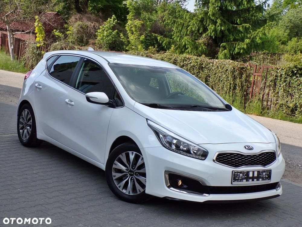 Kia Ceed 1.6 CRDi L - 13