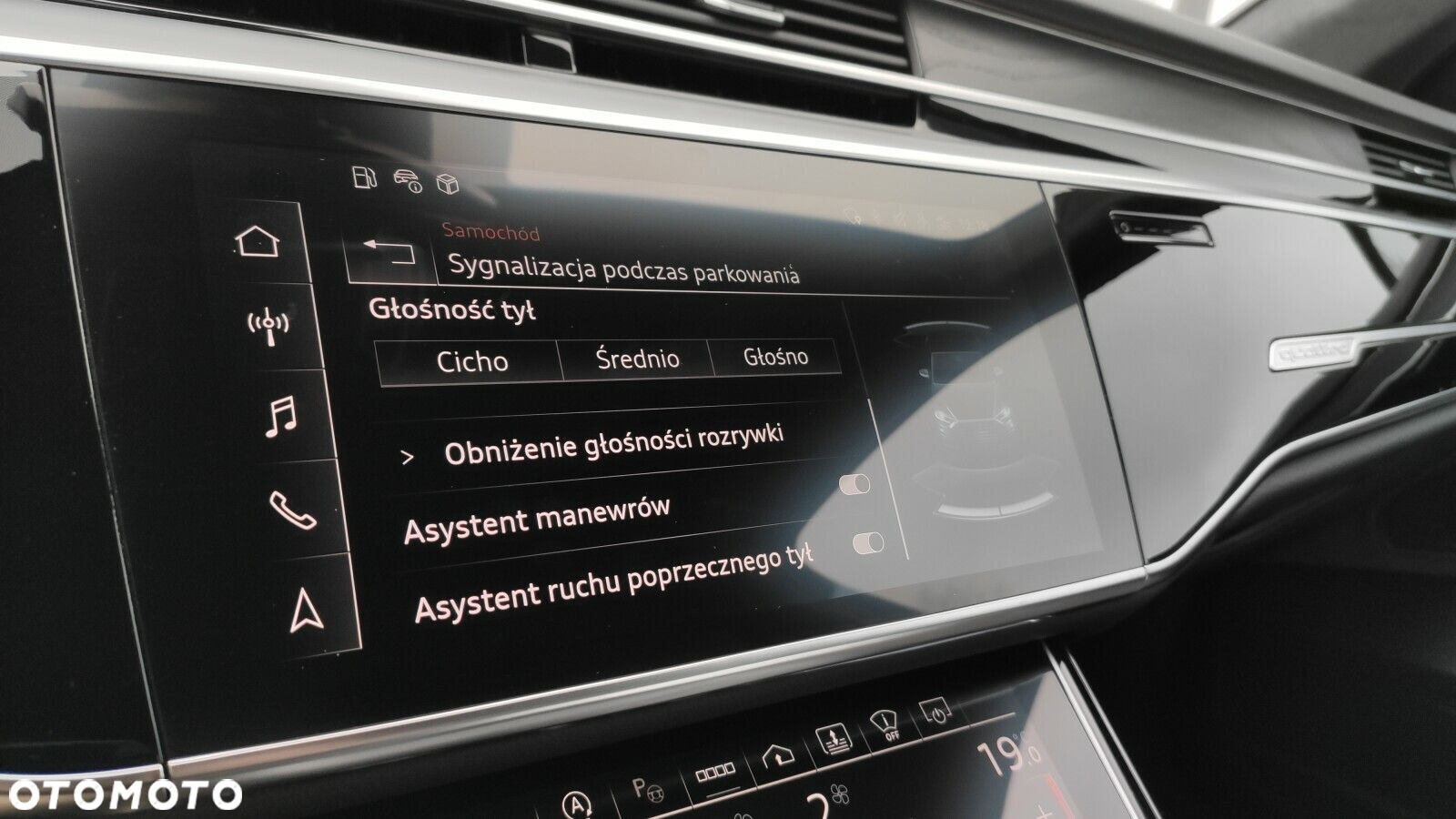 Audi A8 - 35