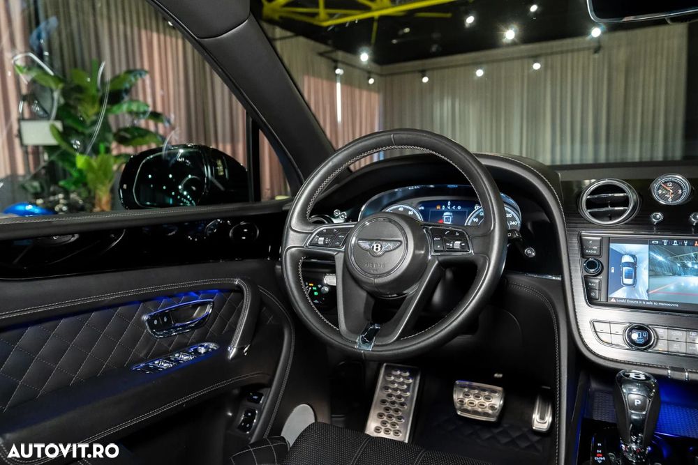 Bentley Bentayga - 31