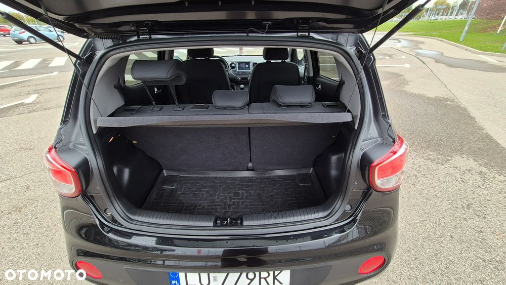 Hyundai i10 1.2 Premium - 12
