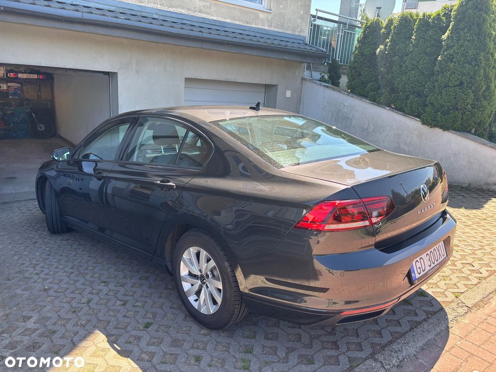 Volkswagen Passat 1.5 TSI EVO Essence DSG - 4
